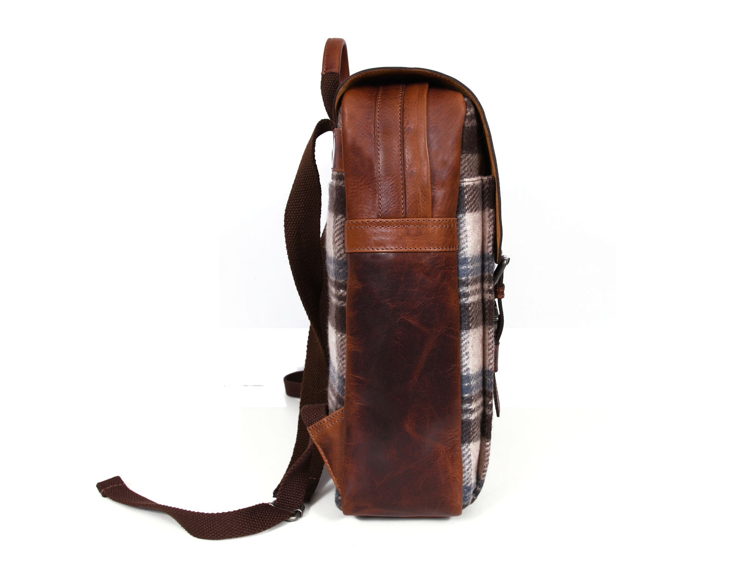 Manchester Leather & Tweed Backpack - www.Shopthatapp.com