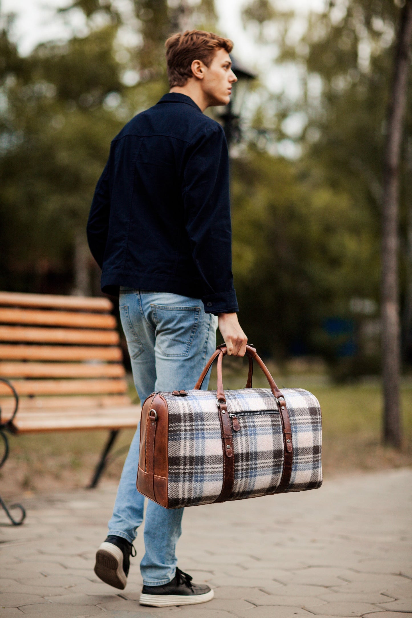 Manchester Leather & Tweed Duffle Bag - www.Shopthatapp.com