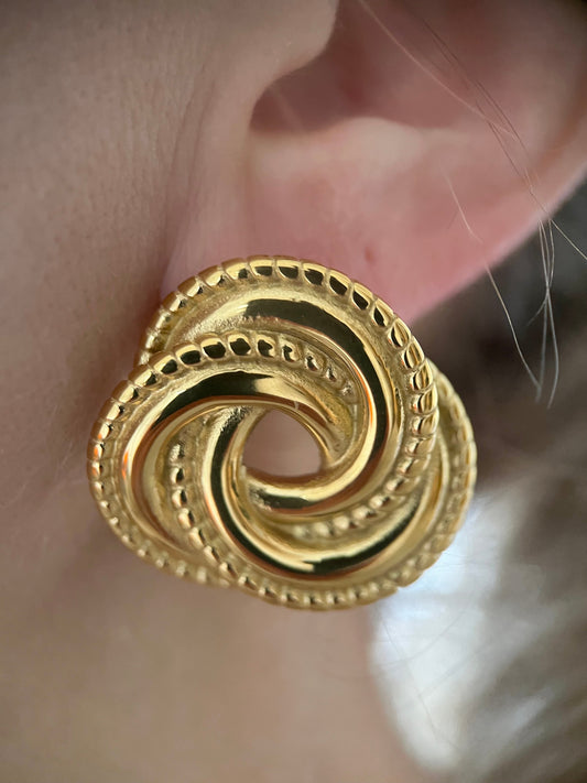 Oversized Twist Studs - www.Shopthatapp.com