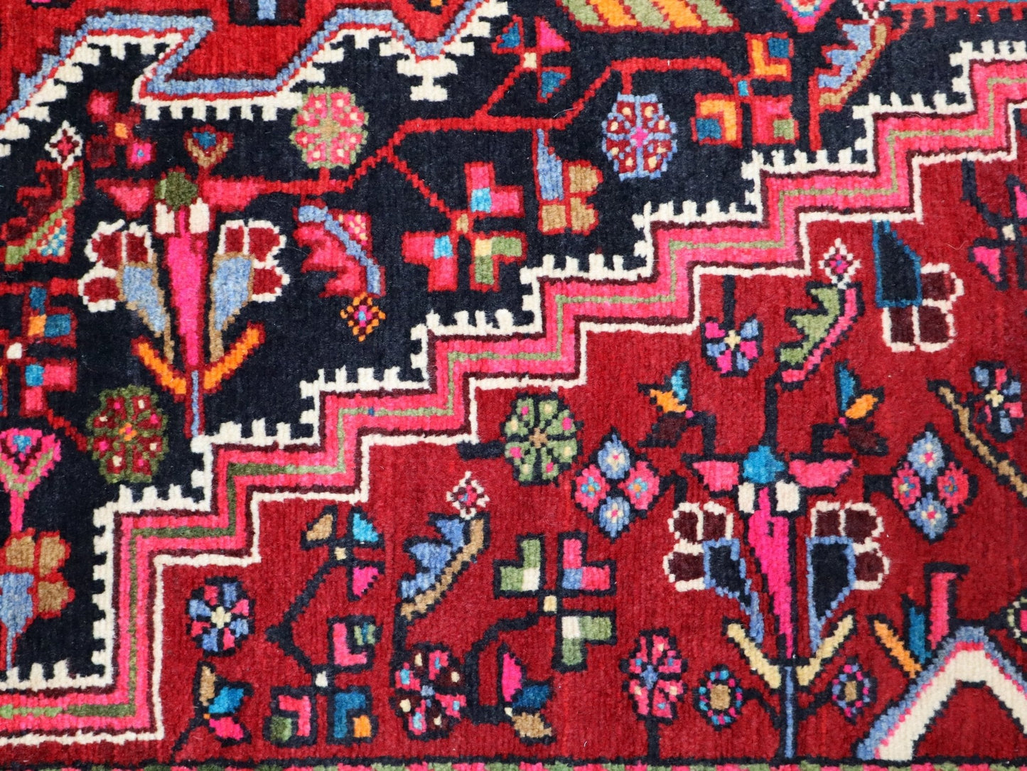 Persian Tuyserkan Rug | 4' 11" x 10' 6" - www.Shopthatapp.com