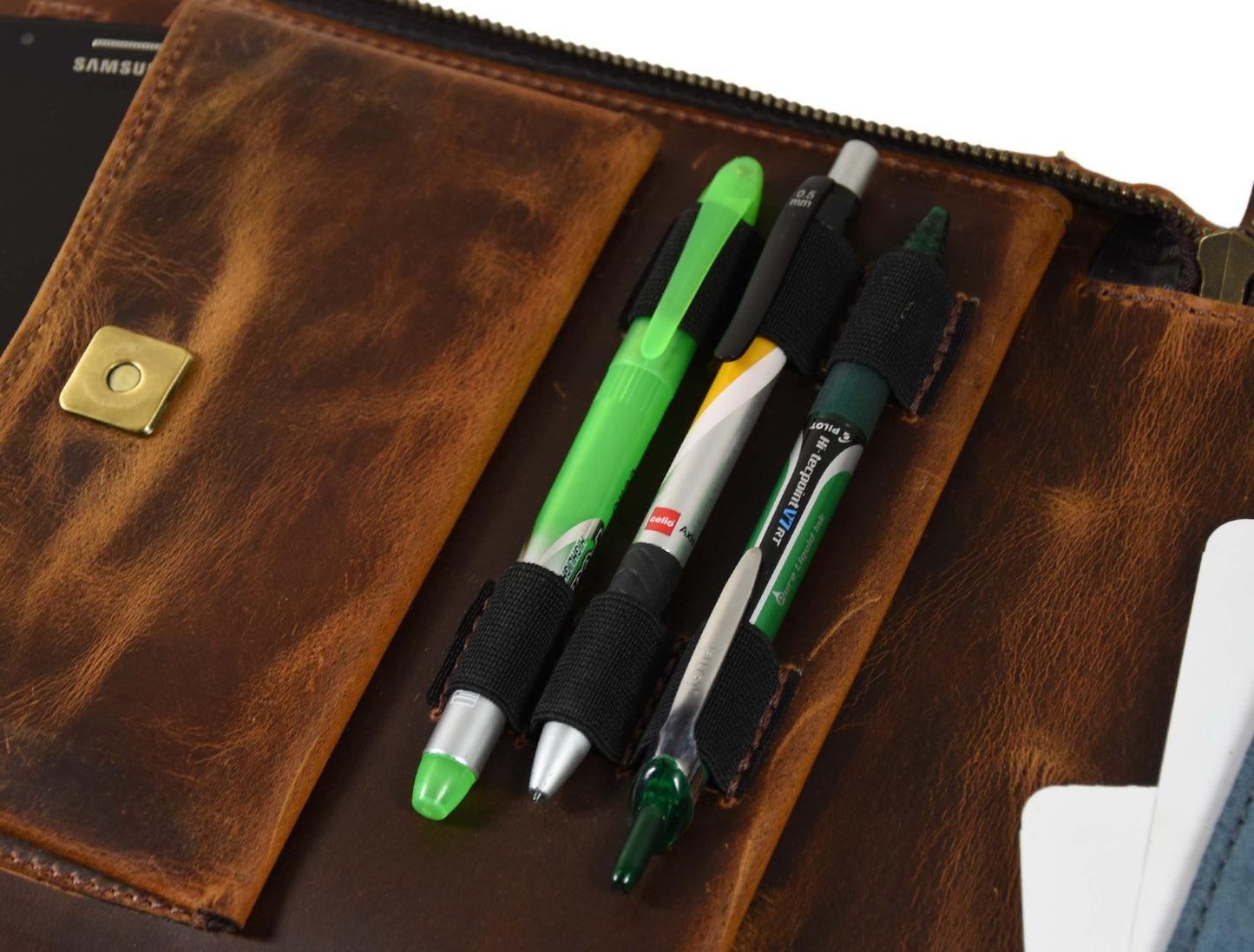 Perth Leather Travel Organizer - Caramel Brown - www.Shopthatapp.com