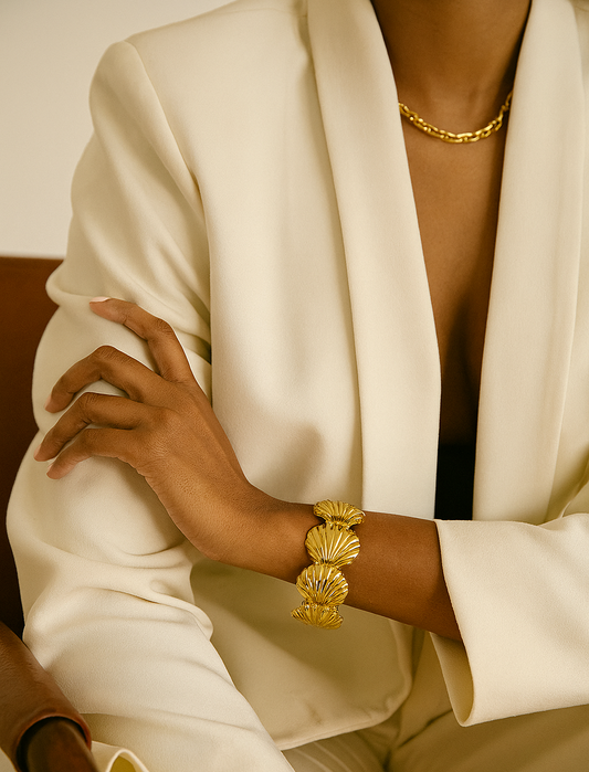 Fan Cuff Bracelet - www.Shopthatapp.com