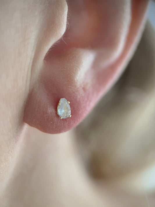 Teardrop Cubic Zirconia Studs - www.Shopthatapp.com