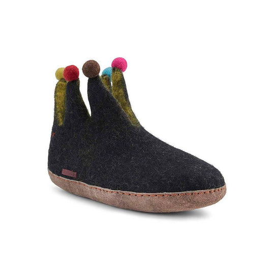 The Jester - Black with Leather - www.Shopthatapp.com