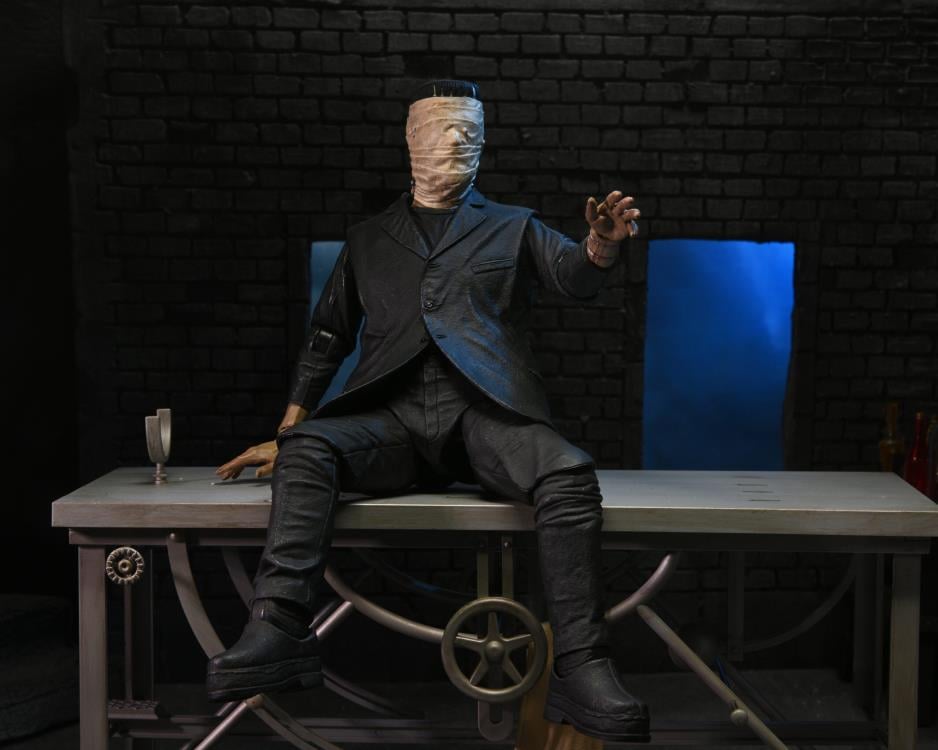 Universal Monsters Frankenstein Accessory Set - www.Shopthatapp.com