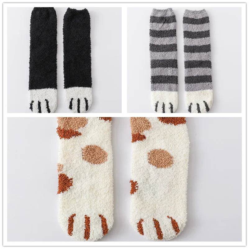 Winter House floor Fleece socks - www.Shopthatapp.com
