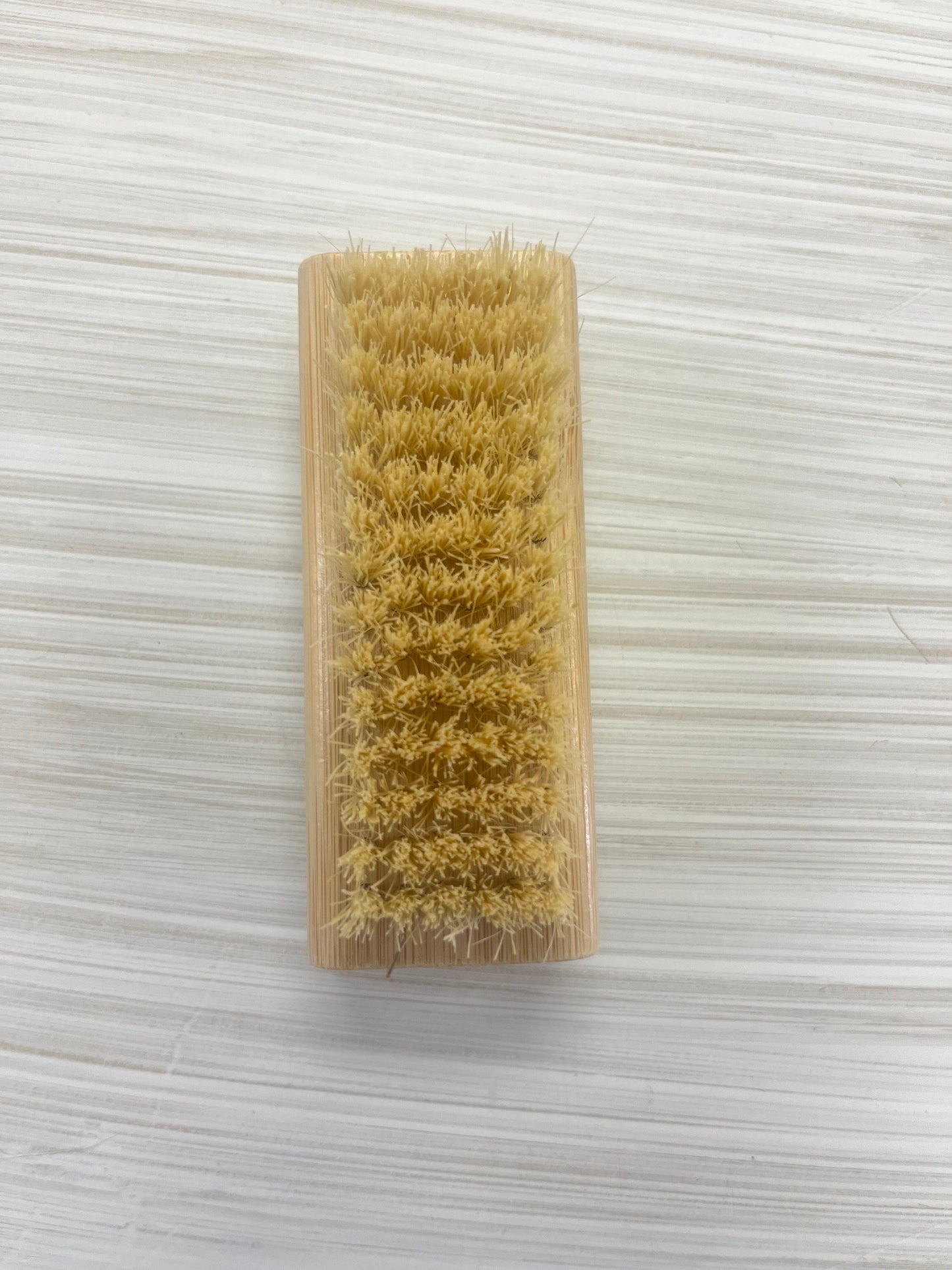 Natural Nail Brush - www.Shopthatapp.com