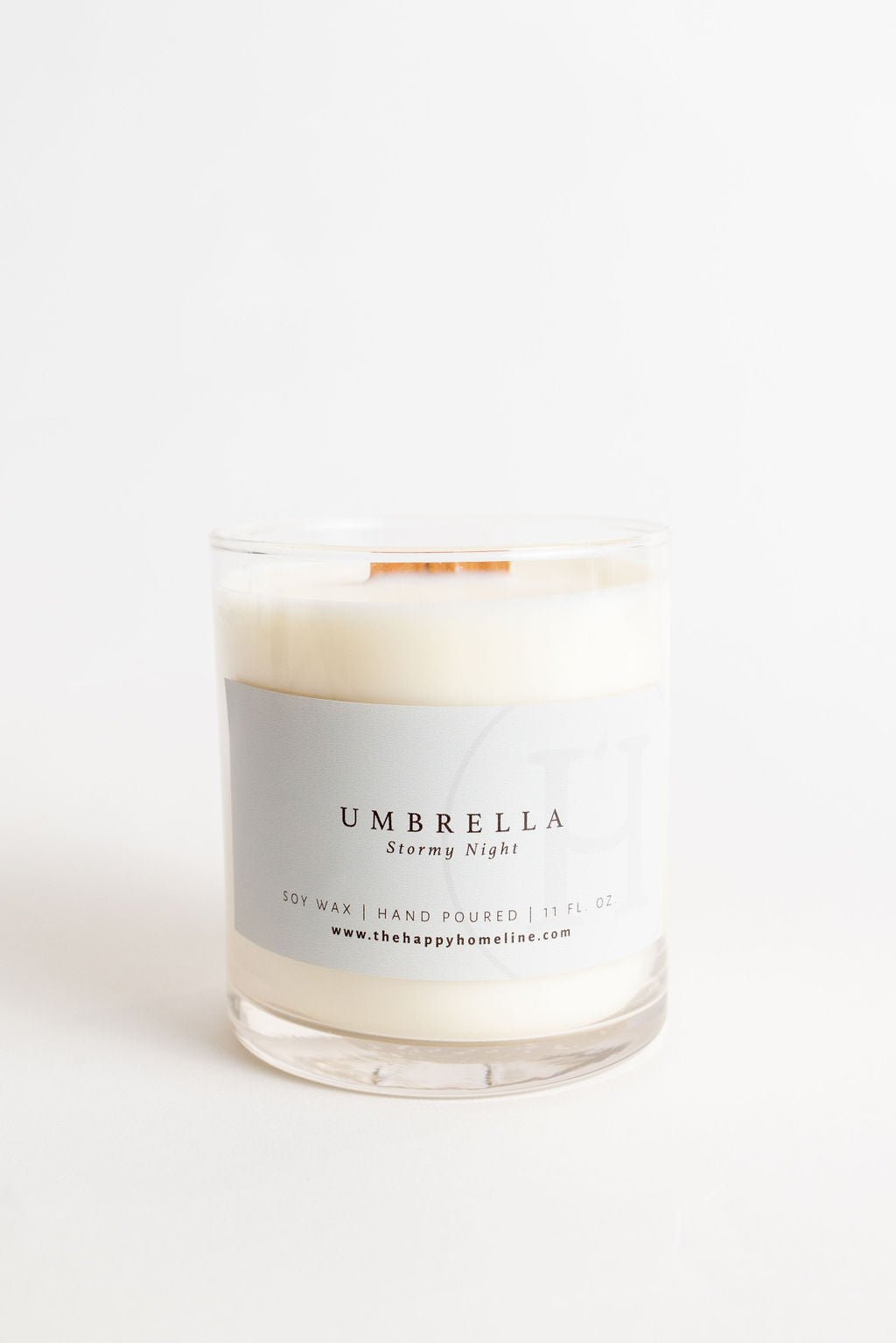 11 oz Umbrella Wood Wick Candle - www.Shopthatapp.com