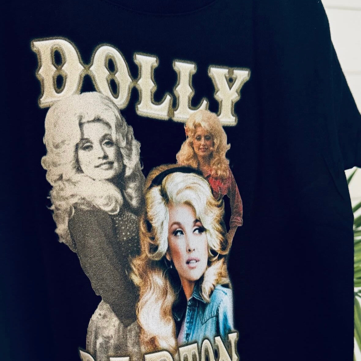 Dolly T-Shirt Adults - www.Shopthatapp.com