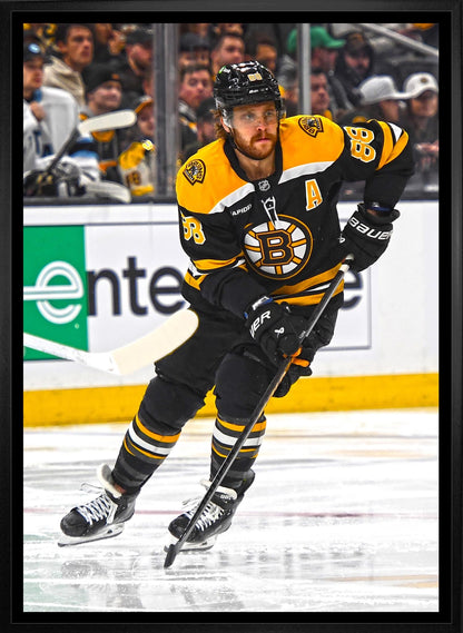 David Pastrnak 20x29 Framed Canvas Boston Bruins - www.Shopthatapp.com