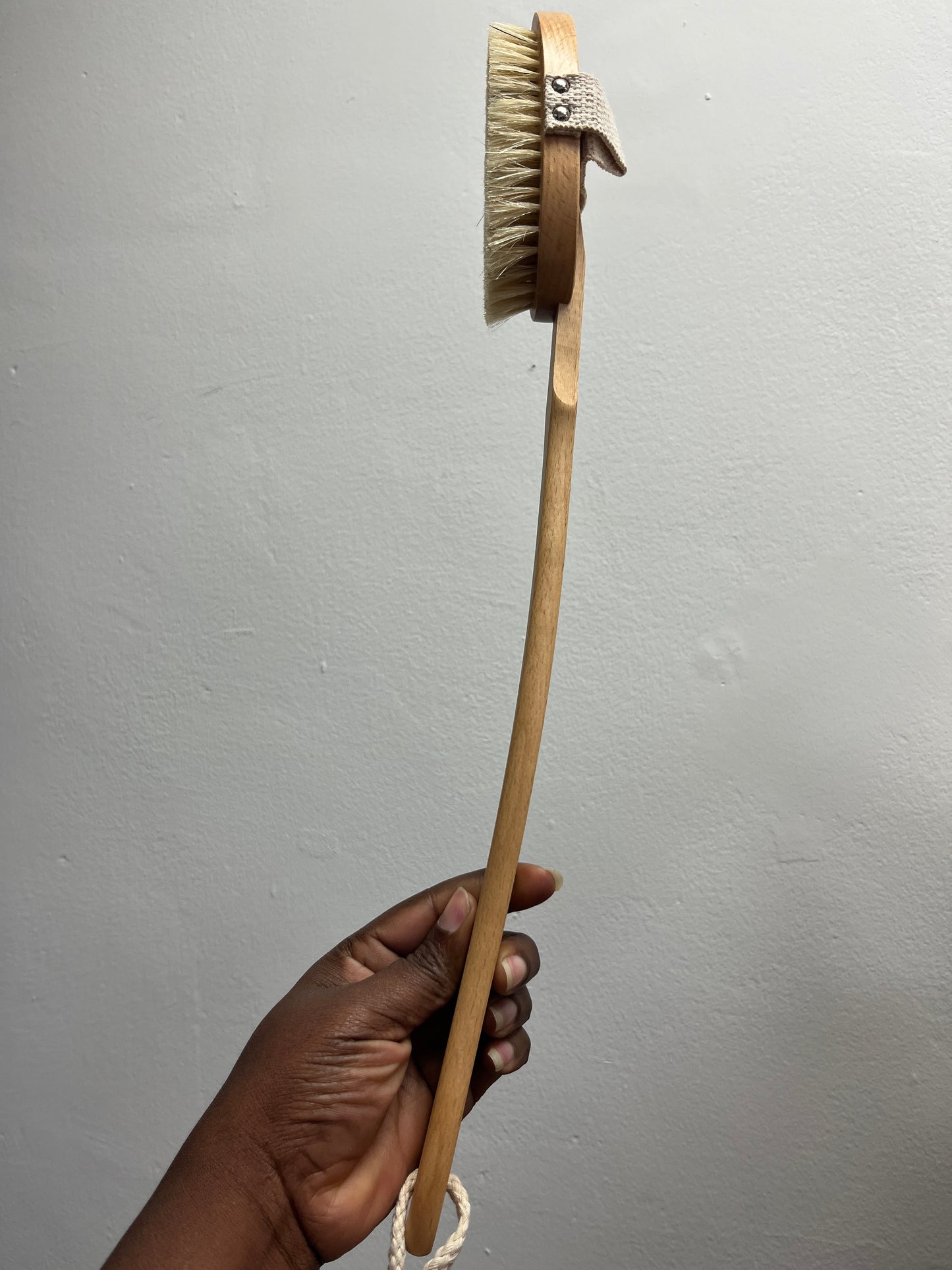Brosse sèche pour le corps en sisal naturel zéro déchet