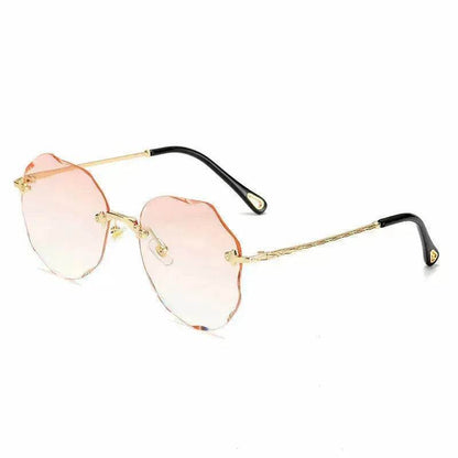 Trendy Fashion Metal Handle Unisex Sunglasses - www.Shopthatapp.com