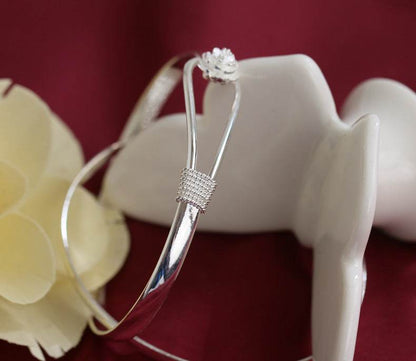 Simple Trendy Rose Flower Bracelet Female Romantic Flower silver Bracelet for ladies