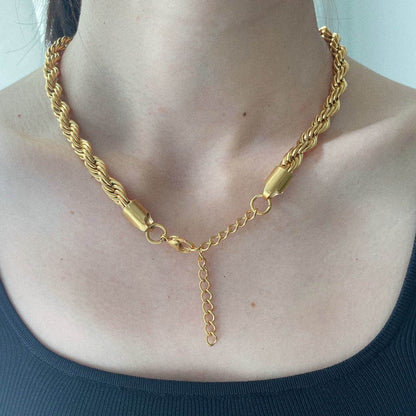 Romeo Twisted Rope Chain Necklace women - www.Shopthatapp.com