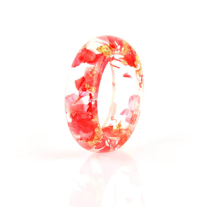 Dried flower resin ring - www.Shopthatapp.com