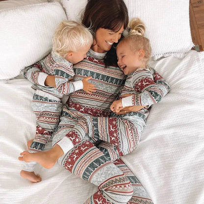 European And American Christmas Homewear Family Set Pajamas - www.Shopthatapp.com