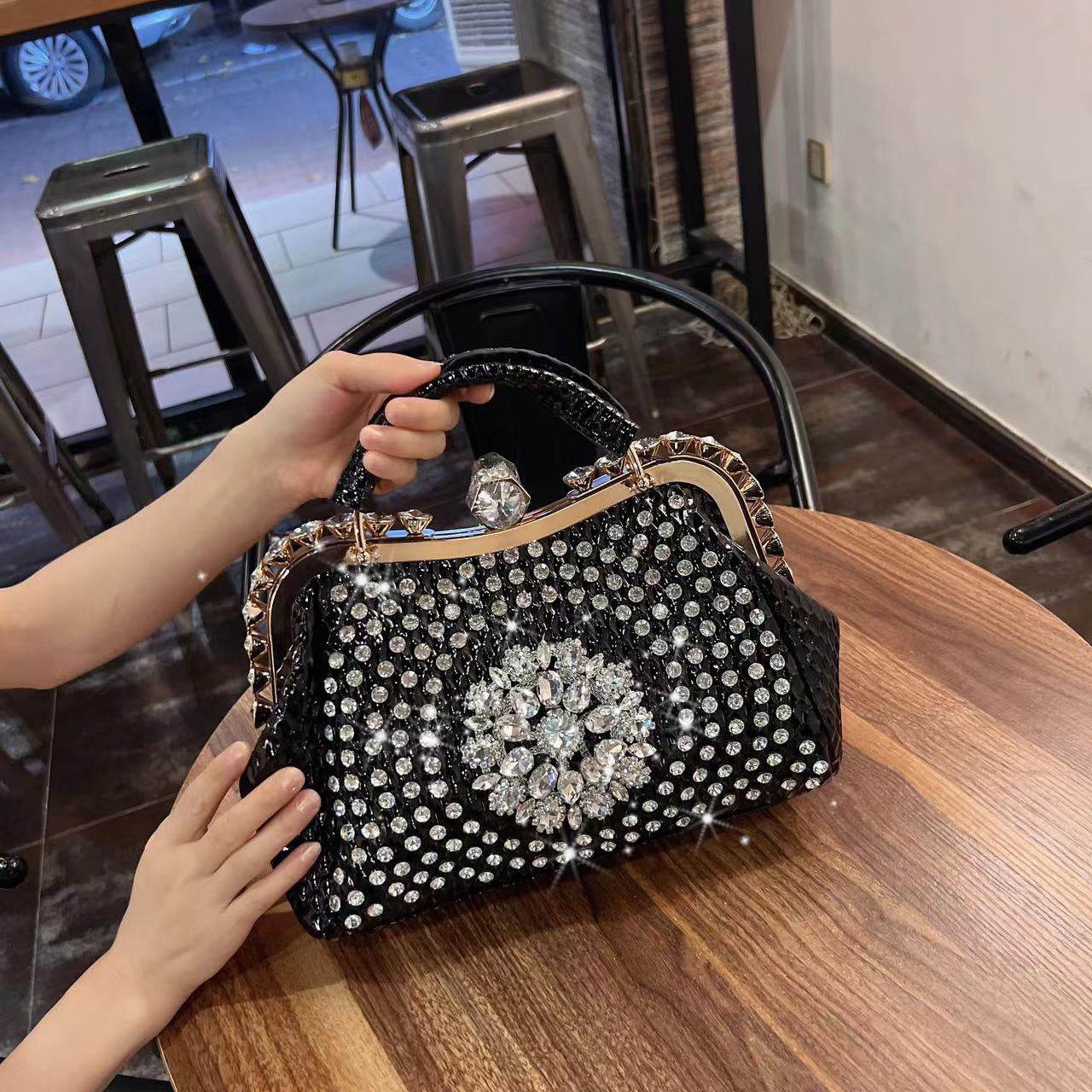 Luxury Large Capacity Diamond Inlaid Cross Body Handbag for women - www.Shopthatapp.com