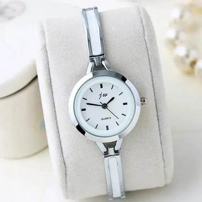Women's bracelet watch - www.Shopthatapp.com