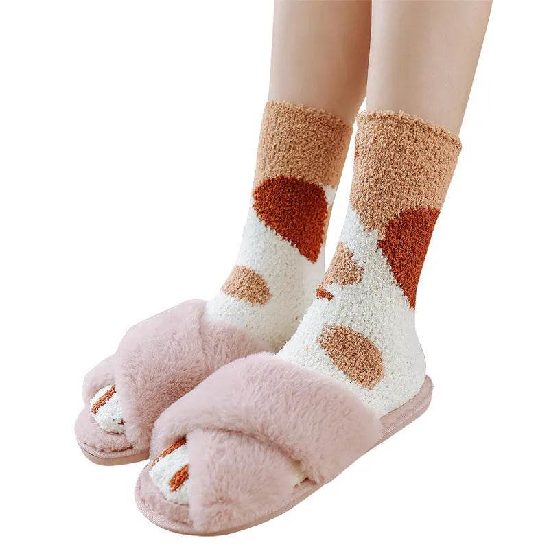 Winter House floor Fleece socks - www.Shopthatapp.com