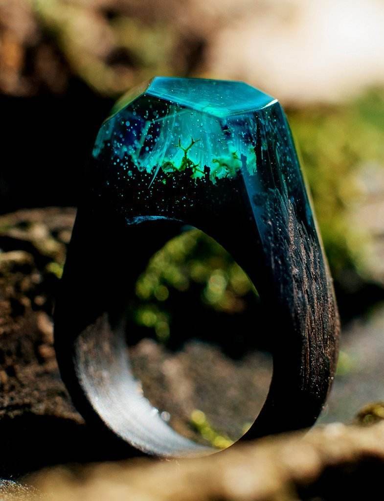 Resin wood ring - www.Shopthatapp.com