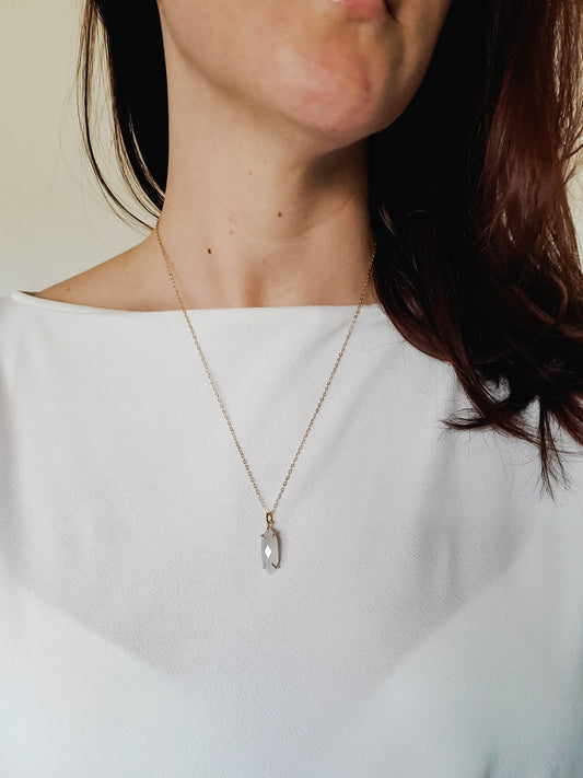 Eloise Necklace - www.Shopthatapp.com
