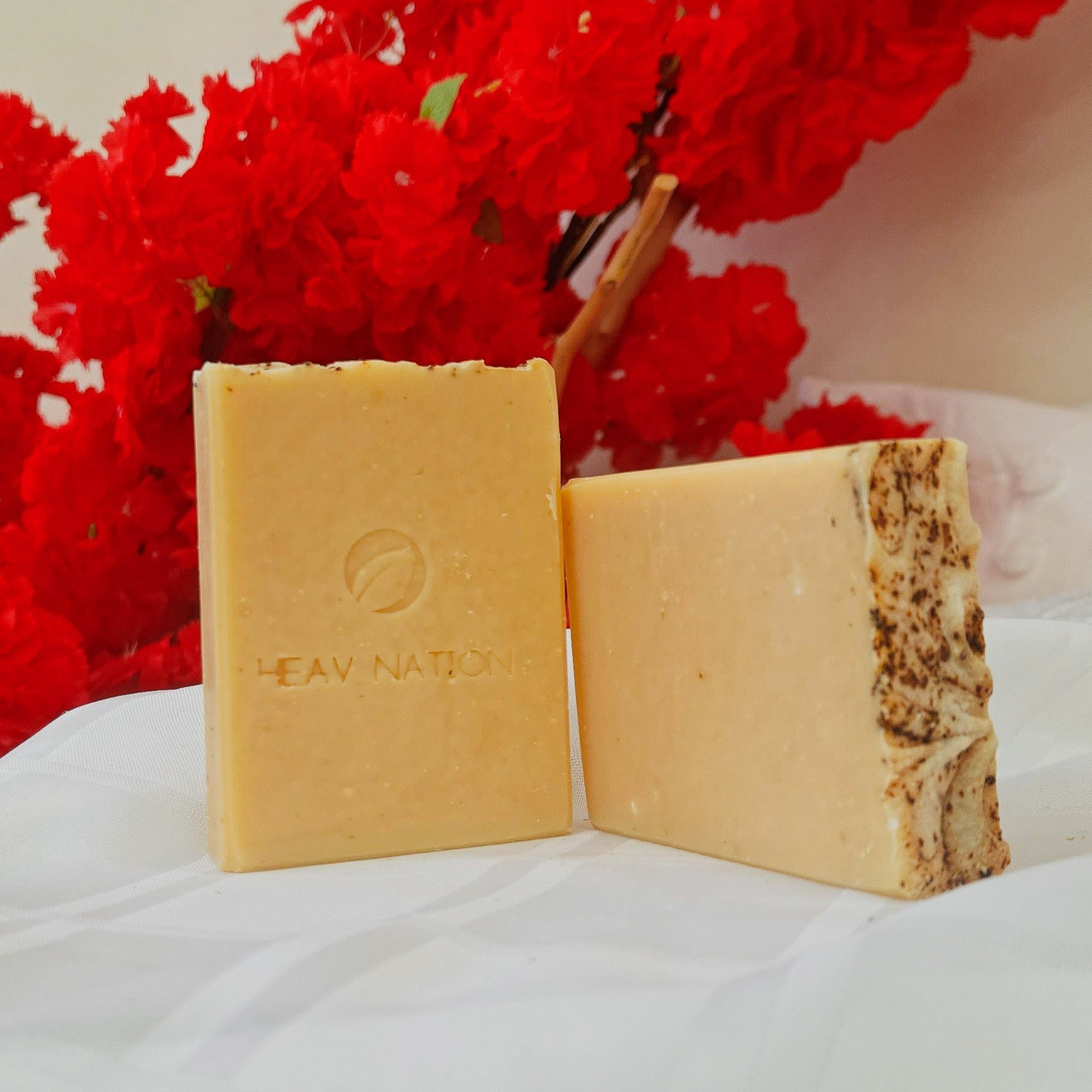 Savon Curcuma Illuminateur - www.Shopthatapp.com