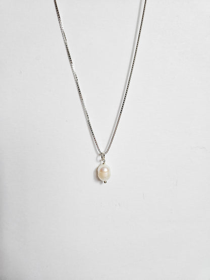 Francesca Necklace - www.Shopthatapp.com