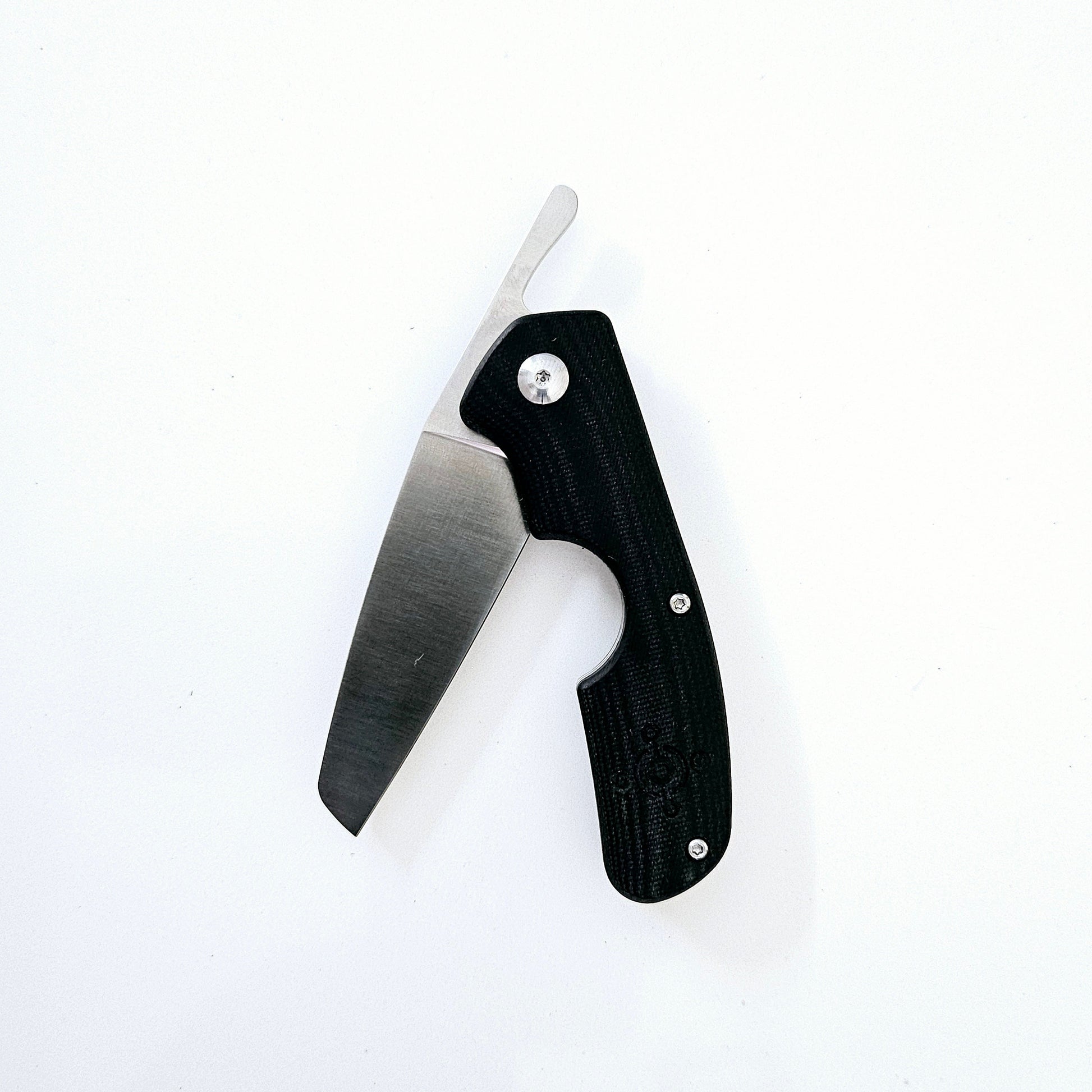 The Blade - www.Shopthatapp.com