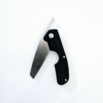 The Blade - www.Shopthatapp.com