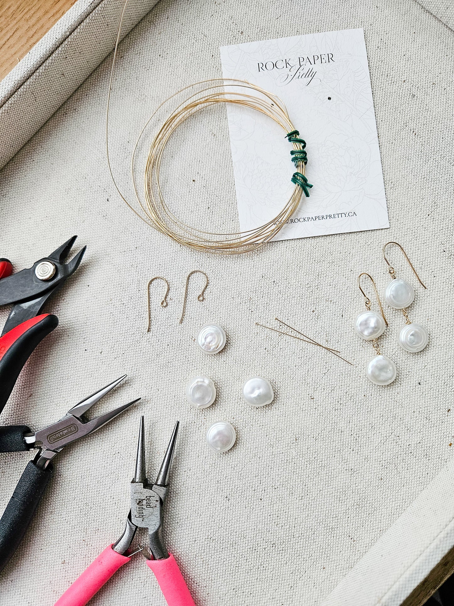 Boucles d'oreilles dévouées