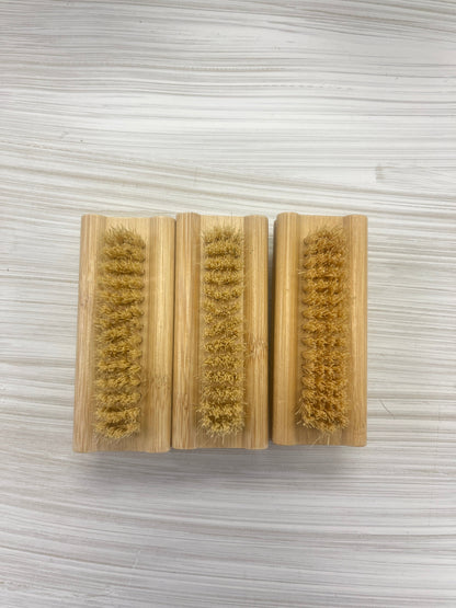 Natural Nail Brush - www.Shopthatapp.com
