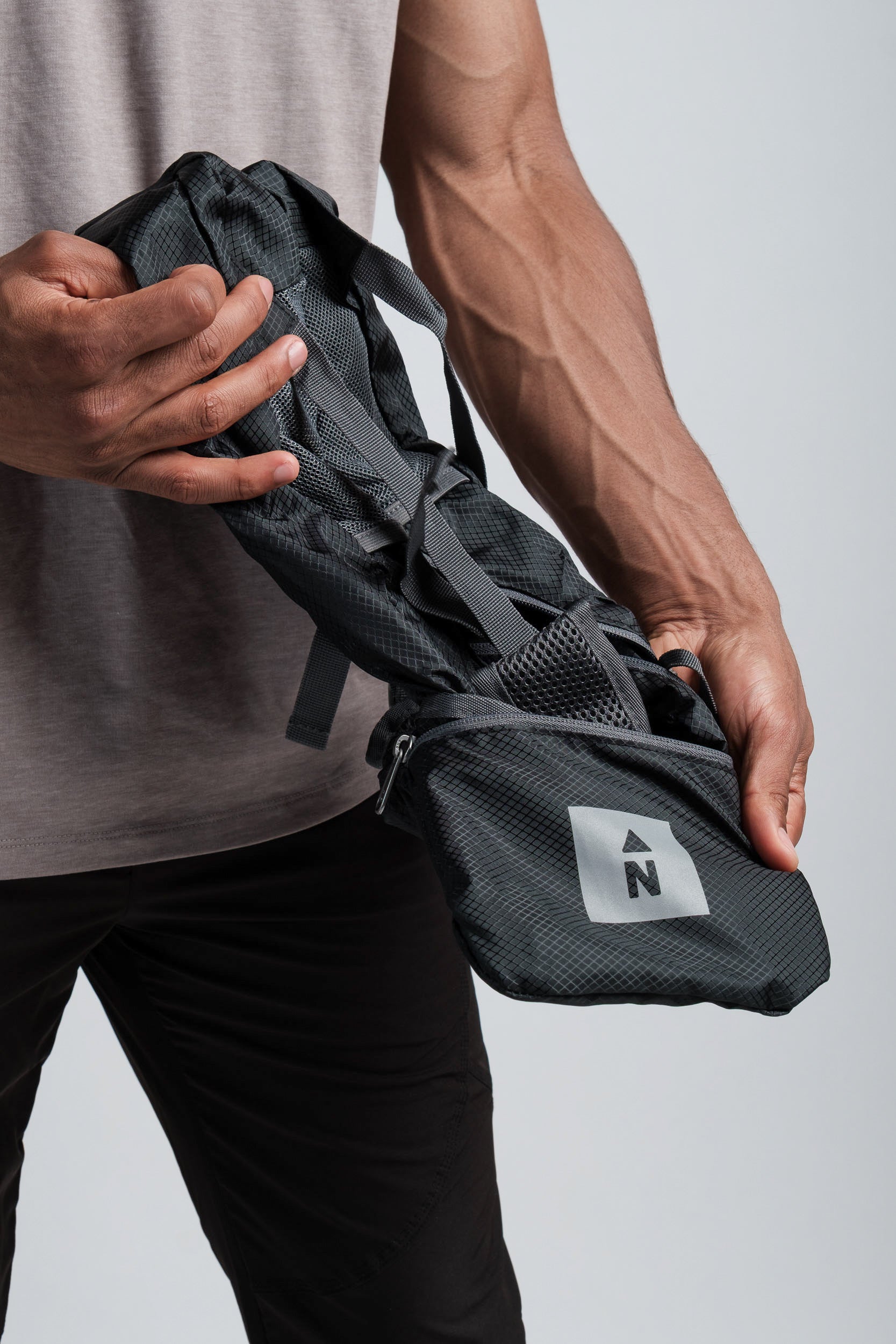 20L Ultralight Foldaway Backpack - www.Shopthatapp.com #