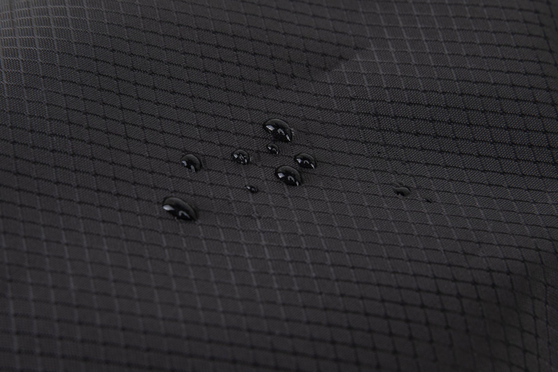 20L Ultralight Foldaway Backpack - www.Shopthatapp.com #