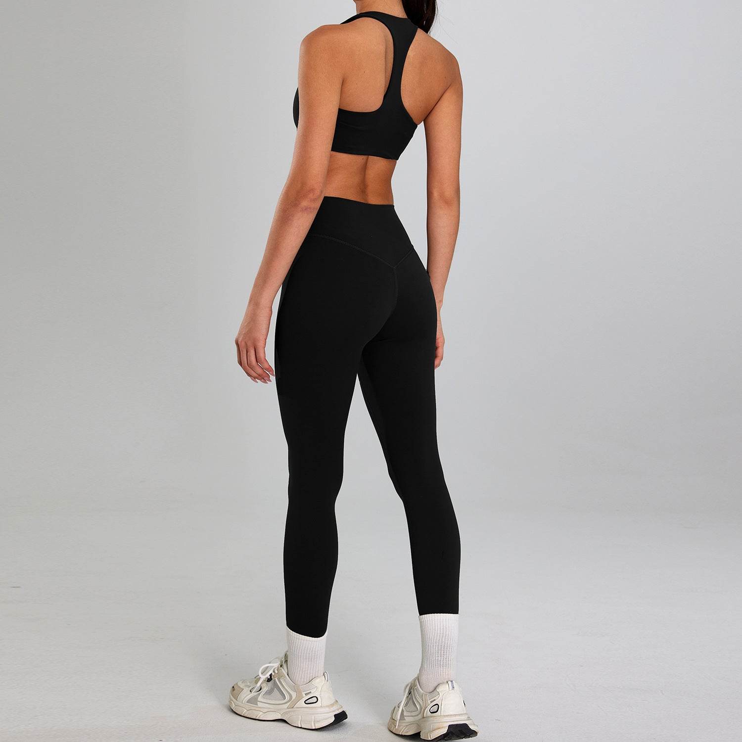 Stylish Fashion Gym clothes for women Crop workout top and Short Pant - www.Shopthatapp.com