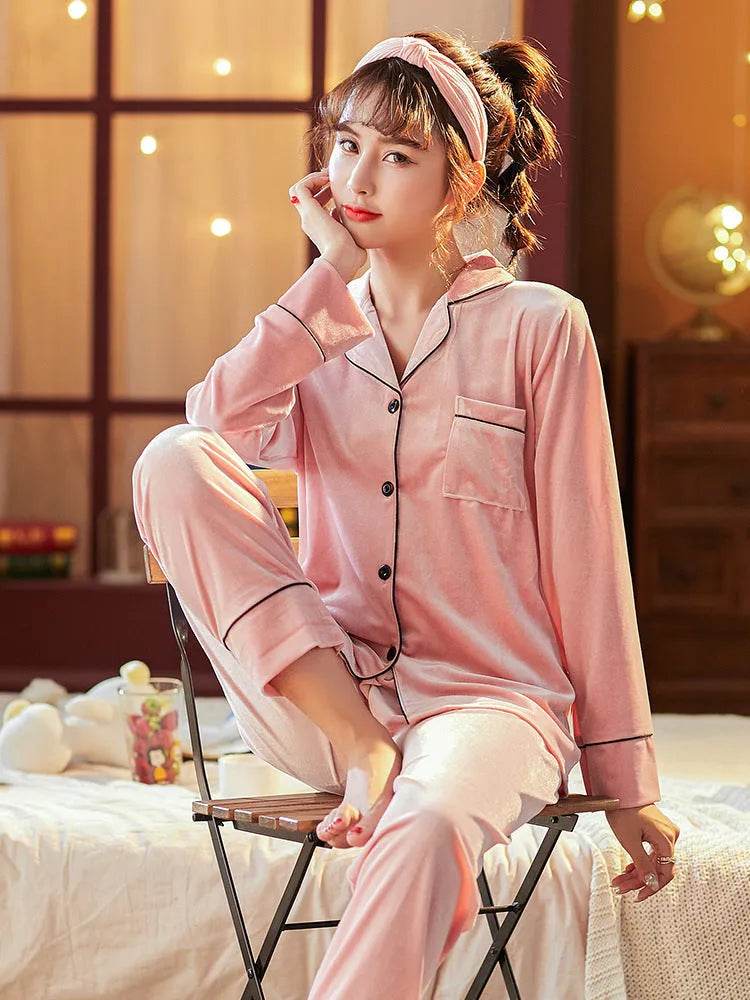 2pcs Couple Gold Velvet Long Sleeve Pajamas set - www.Shopthatapp.com