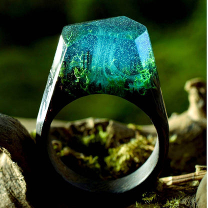 Resin wood ring - www.Shopthatapp.com