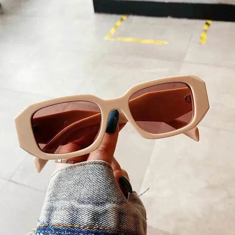 Women's Trendy Sun Fashion Square Sunglasses - www.Shopthatapp.com