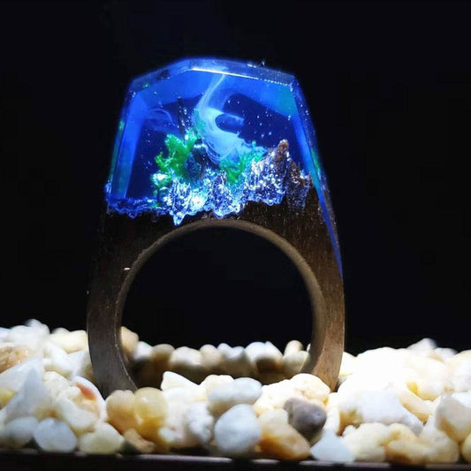Resin wood ring - www.Shopthatapp.com