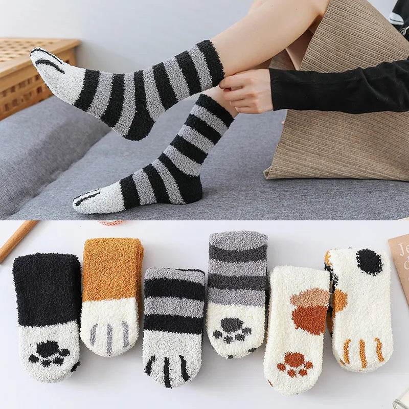 Winter House floor Fleece socks - www.Shopthatapp.com