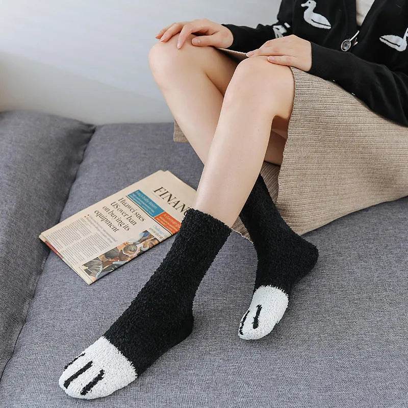 Winter House floor Fleece socks - www.Shopthatapp.com