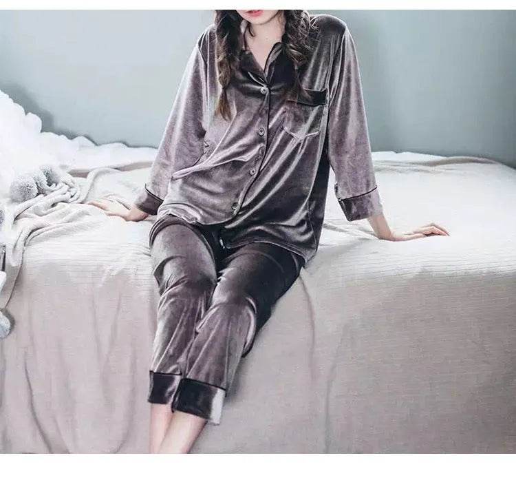 2pcs Couple Gold Velvet Long Sleeve Pajamas set - www.Shopthatapp.com