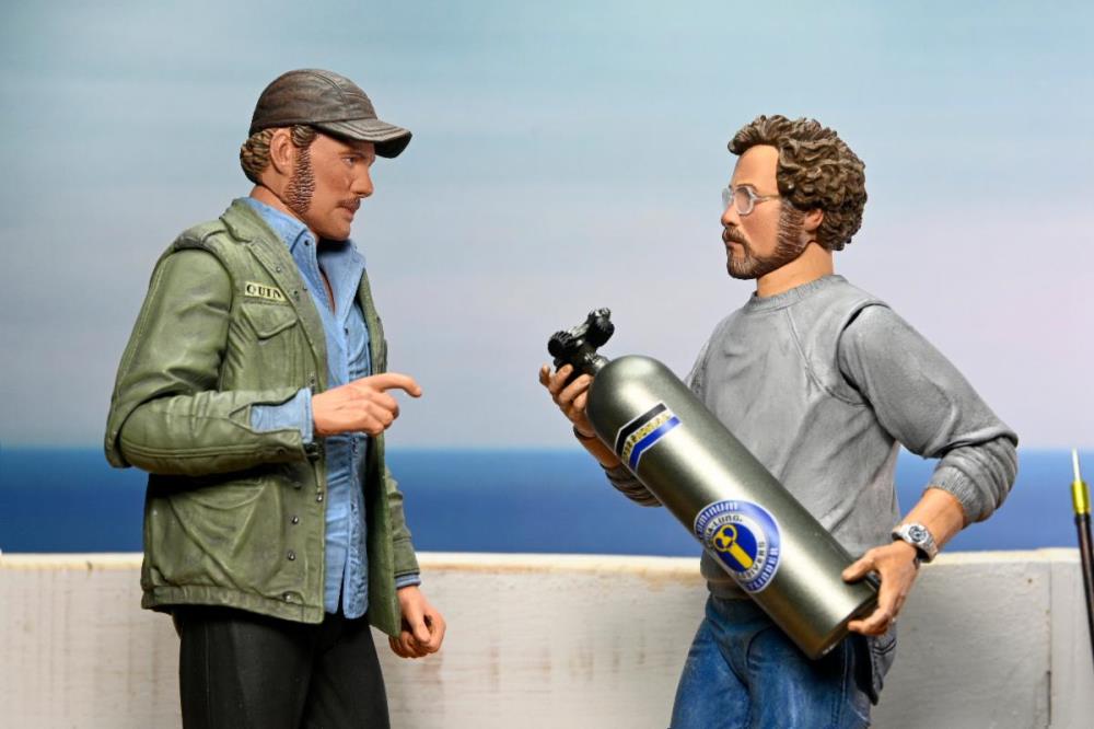 Jaws 50th Anniversary Ultimate Matt Hooper (Amity Arrival) Action Figure - www.Shopthatapp.com