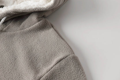 Sweatshirt With Pockets – Women’s Casual Solid Cat Lover Hoodie - www.Shopthatapp.com