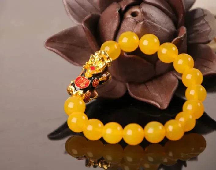 3D Gold Plated PiXiu Crystal Beaded Bracelet - www.Shopthatapp.com