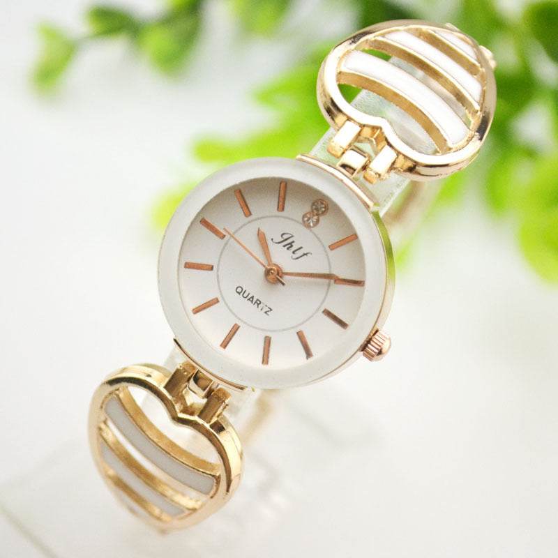 Waterproof bracelet quartz watch for ladies - www.Shopthatapp.com