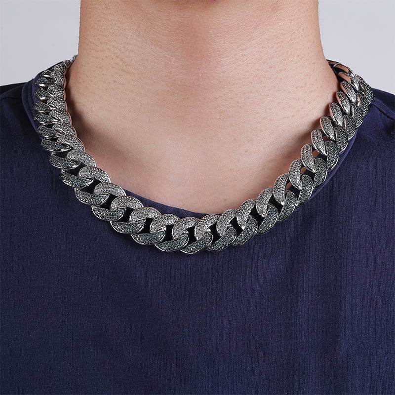 Emerald color men's large Cuban chain - www.Shopthatapp.com