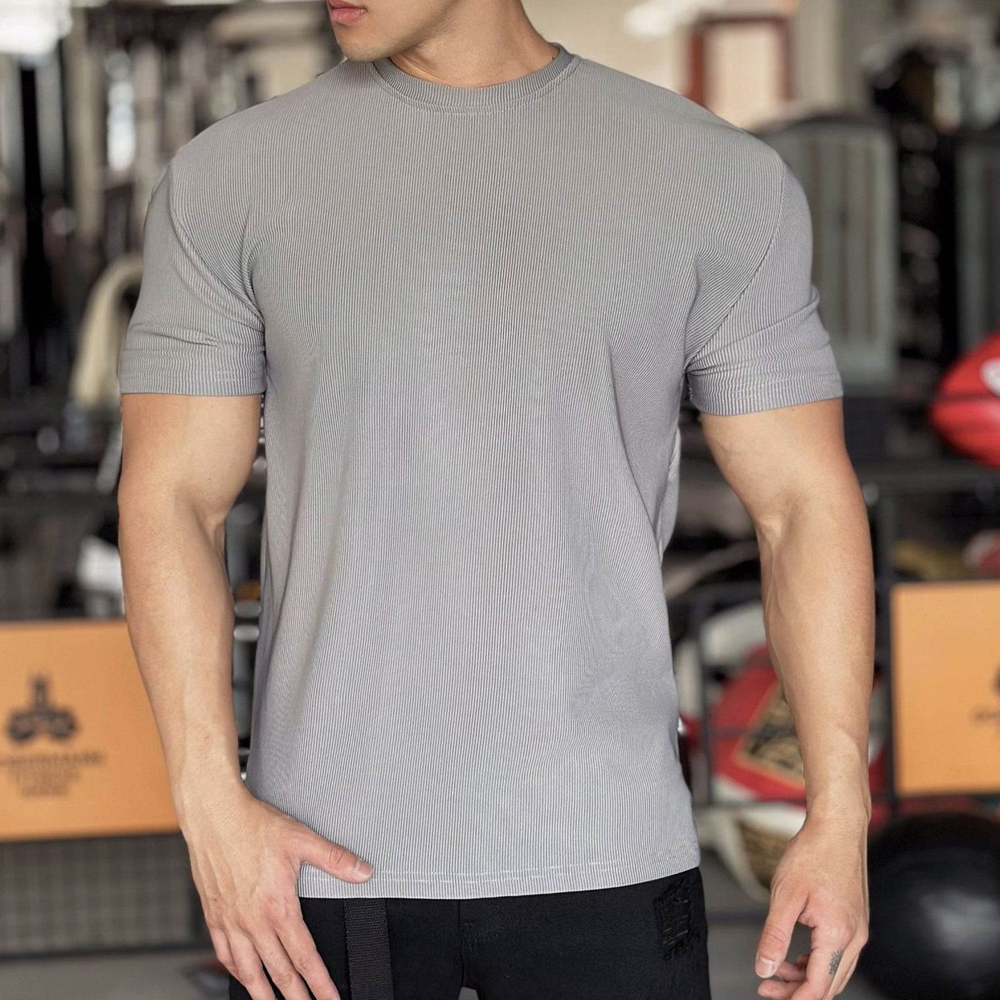 Anti Wrinkle Men Short Sleeve Active wear T-shirt for Workout Gym trainings - www.Shopthatapp.com