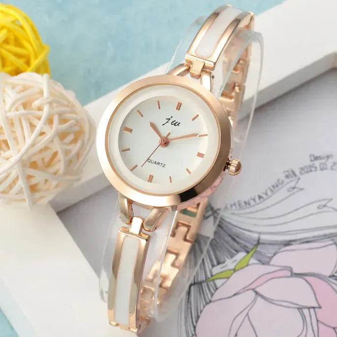 Women's bracelet watch - www.Shopthatapp.com
