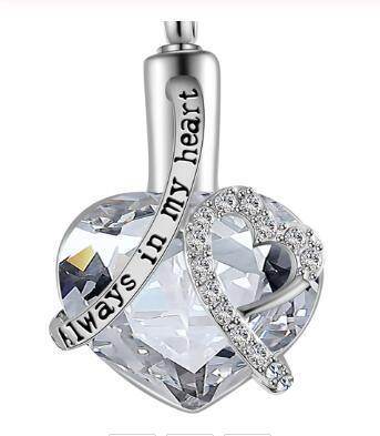 Crystal Heart Pendant - www.Shopthatapp.com