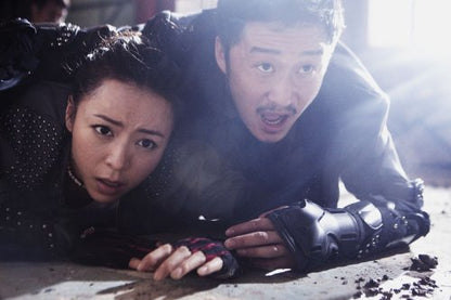 City Under Siege (Blu-ray/DVD Combo)